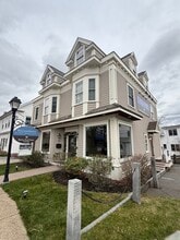 Building Photo - 56 Eliot St