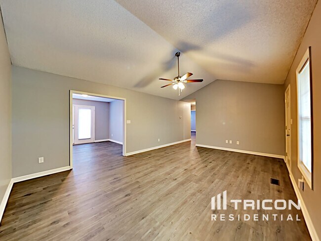 Foto del edificio - 1674 Barbara Ann Cir