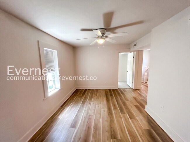 Foto del edificio - 1130 Quash St