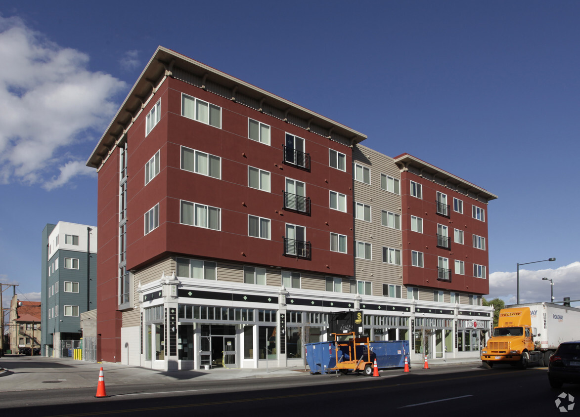 Foto del edificio - Renaissance Uptown Lofts