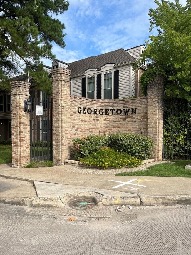 Foto del edificio - 811 Wax Myrtle Ln