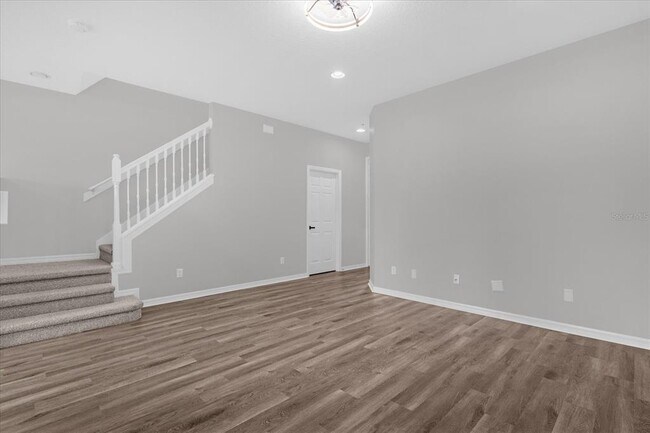 Foto del edificio - 9450 Silver Buttonwood St