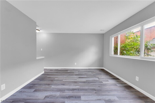 Foto del edificio - 4812 Lee Rd