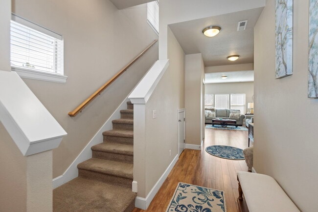 Building Photo - 61416 SE Lana Wy