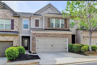 Building Photo - 1000 Parkside Wood Ct