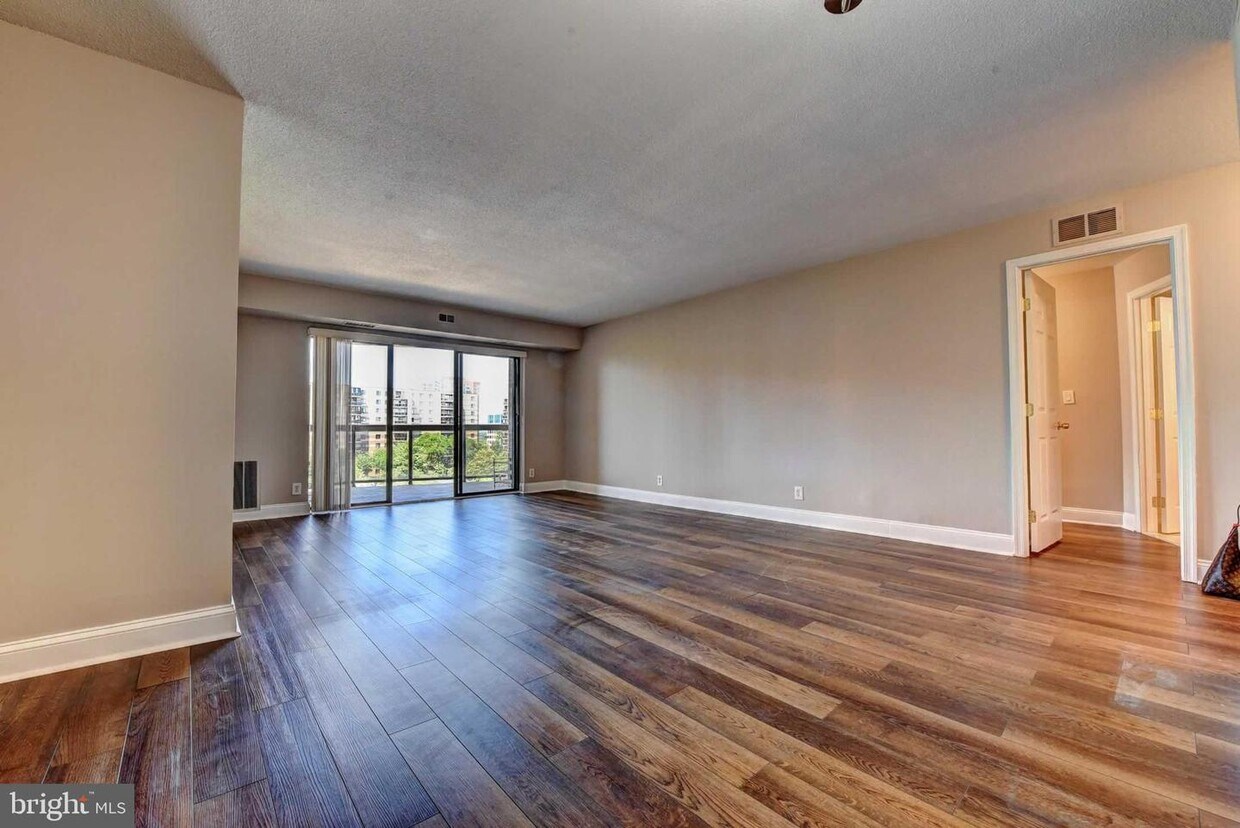 8350 Greensboro Dr Unit 417, McLean, VA 22102 Apartment for Rent in