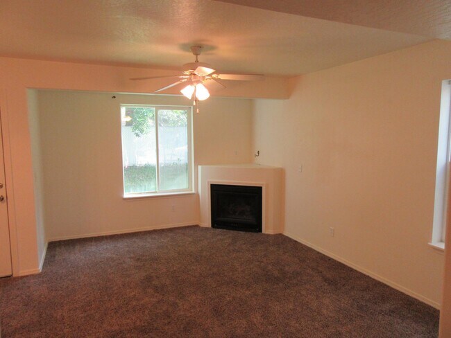 Building Photo - 3454 W Vela Pl