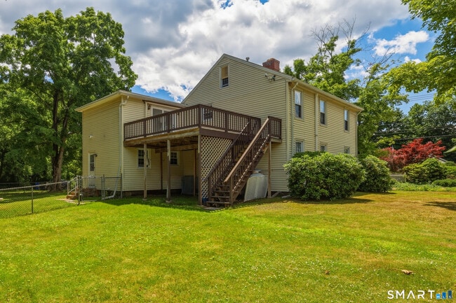 Building Photo - 945 Glastonbury Turnpike