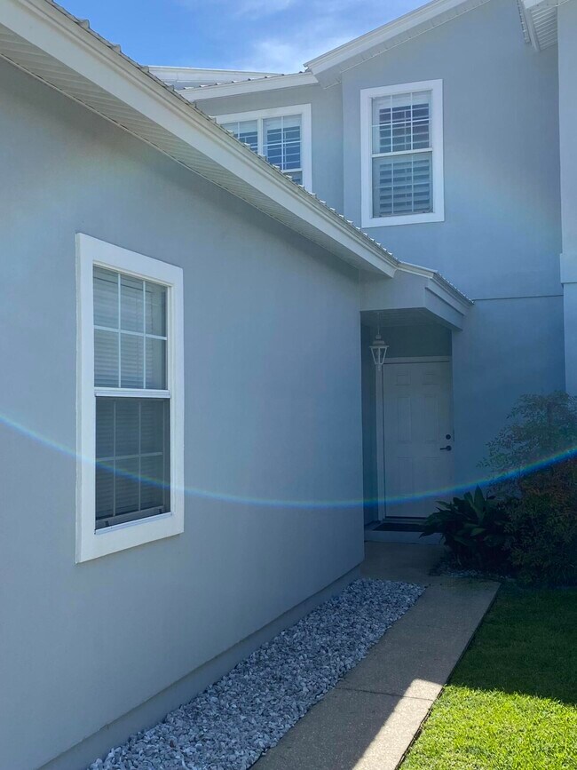 Building Photo - 2723 Bay Club Dr