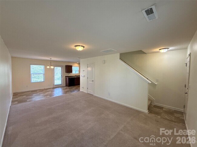 Foto del edificio - 6308 Pennacook Dr