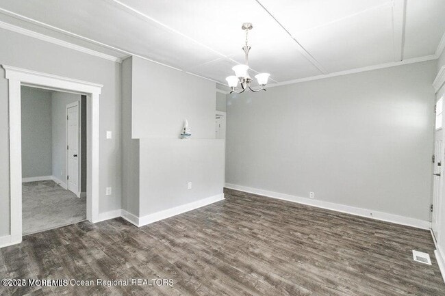 Foto del edificio - 306 Henley Ave