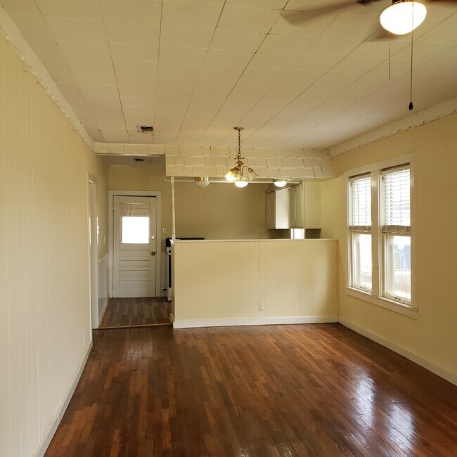 Foto del edificio - 817 Porter St