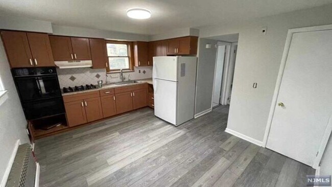 Foto del edificio - 257 11th St