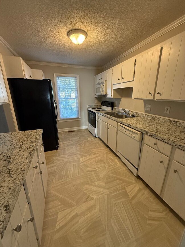 Foto del edificio - 925 S Hornbeam Dr