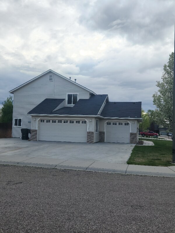 1137 W Emmy Ct, Kuna, ID 83634 House for Rent in Kuna, ID