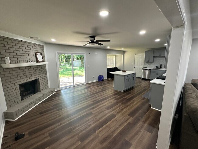 Foto del edificio - 2048 Quilt Ct