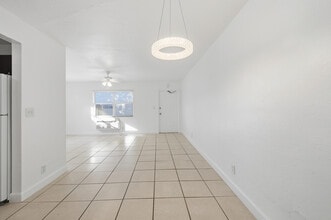 Dining area - Edge Apartments