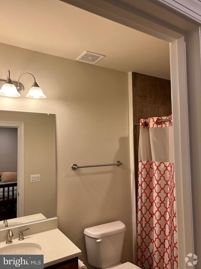 Grass Ridge Apartments under 2,500 McLean, VA 1 Rentals