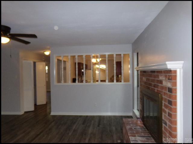 Foto del edificio - 8 Woodlore Cir