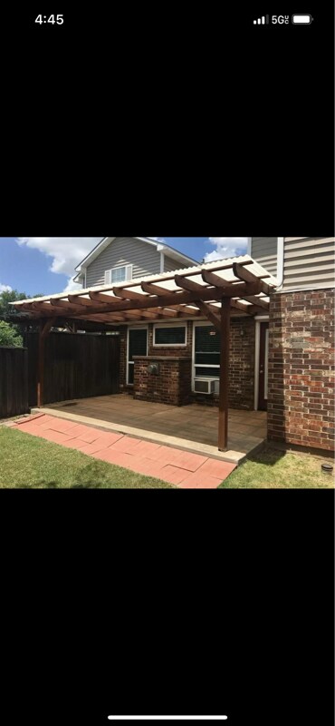 Building Photo - 921 Rambling Oaks Dr