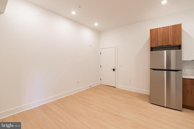 Foto del edificio - 4408 Lancaster Ave