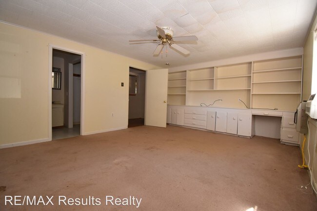 Foto del edificio - 2 br, 2 bath House - 685 Riser Rd.