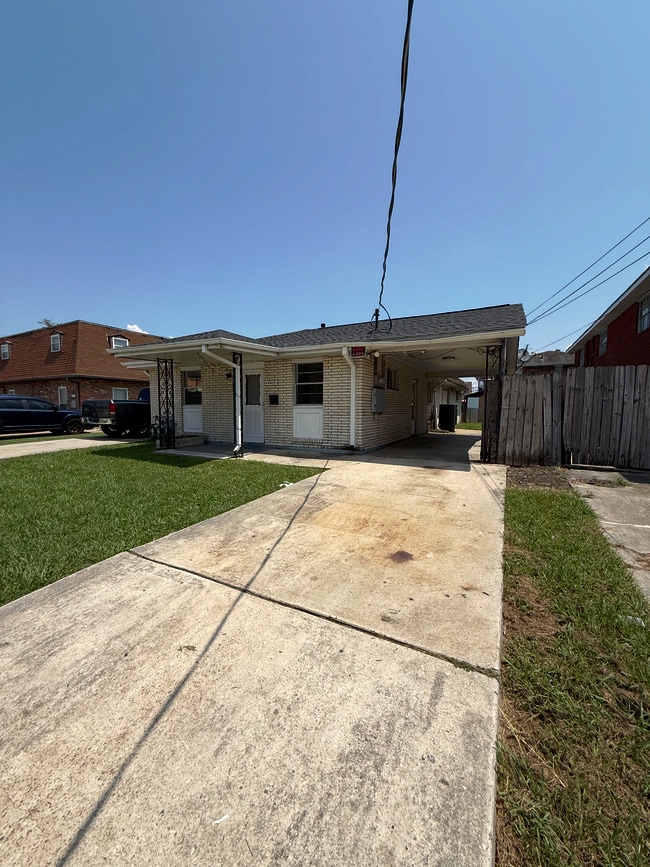 Building Photo - 4413 Herrmann St