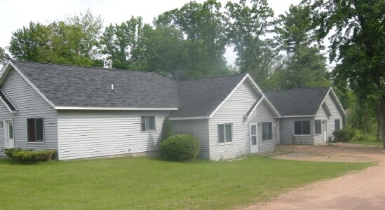 Primary Photo - 521-527 Clark St