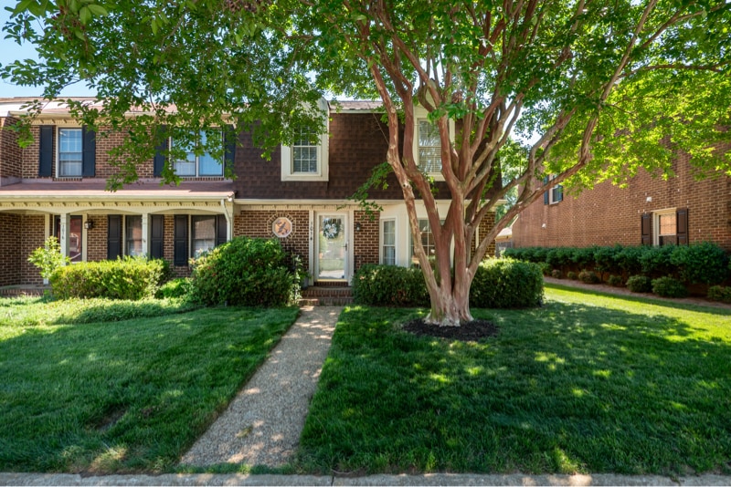 Primary Photo - 1014 Colonial Meadows Way