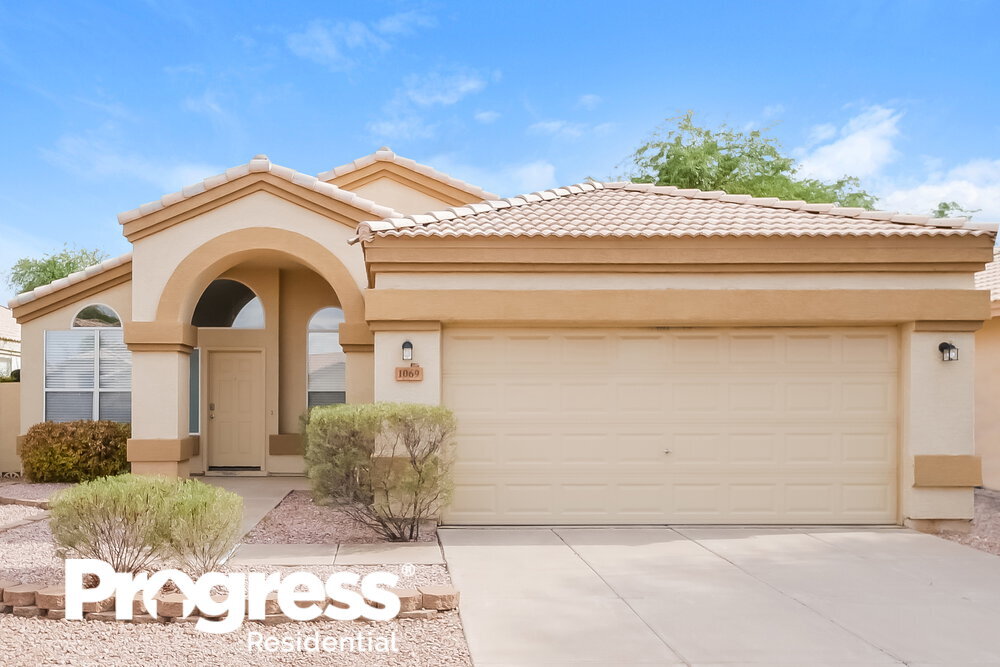 1069 W Glenmere Dr, Chandler, AZ 85224 House for Rent in Chandler, AZ