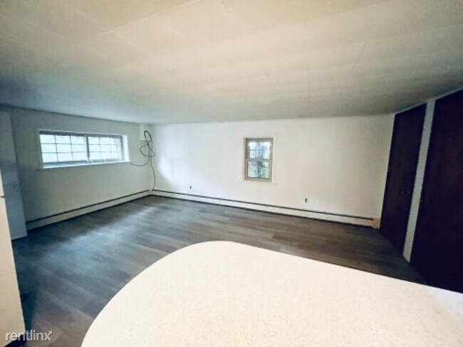 Foto del edificio - 1080 Fairfield Rd