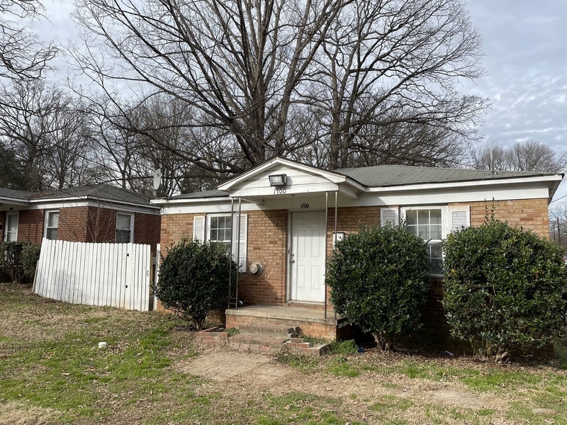 Primary Photo - 1700 Catherine Simmons Ave