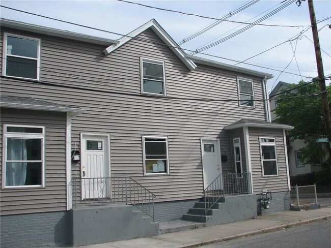 Building Photo - 1 Vandewater St