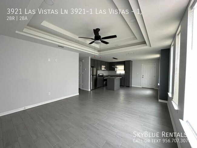 Building Photo - 3921 Las Vistas Ln