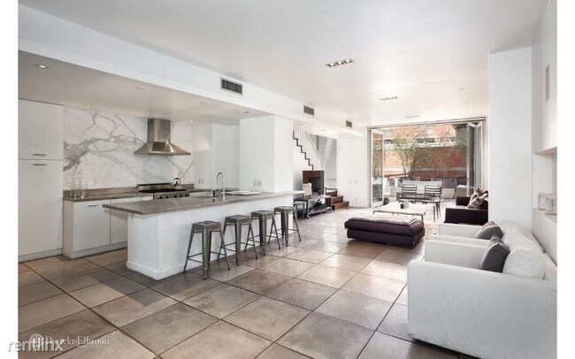 Foto del edificio - 1 W 20th St