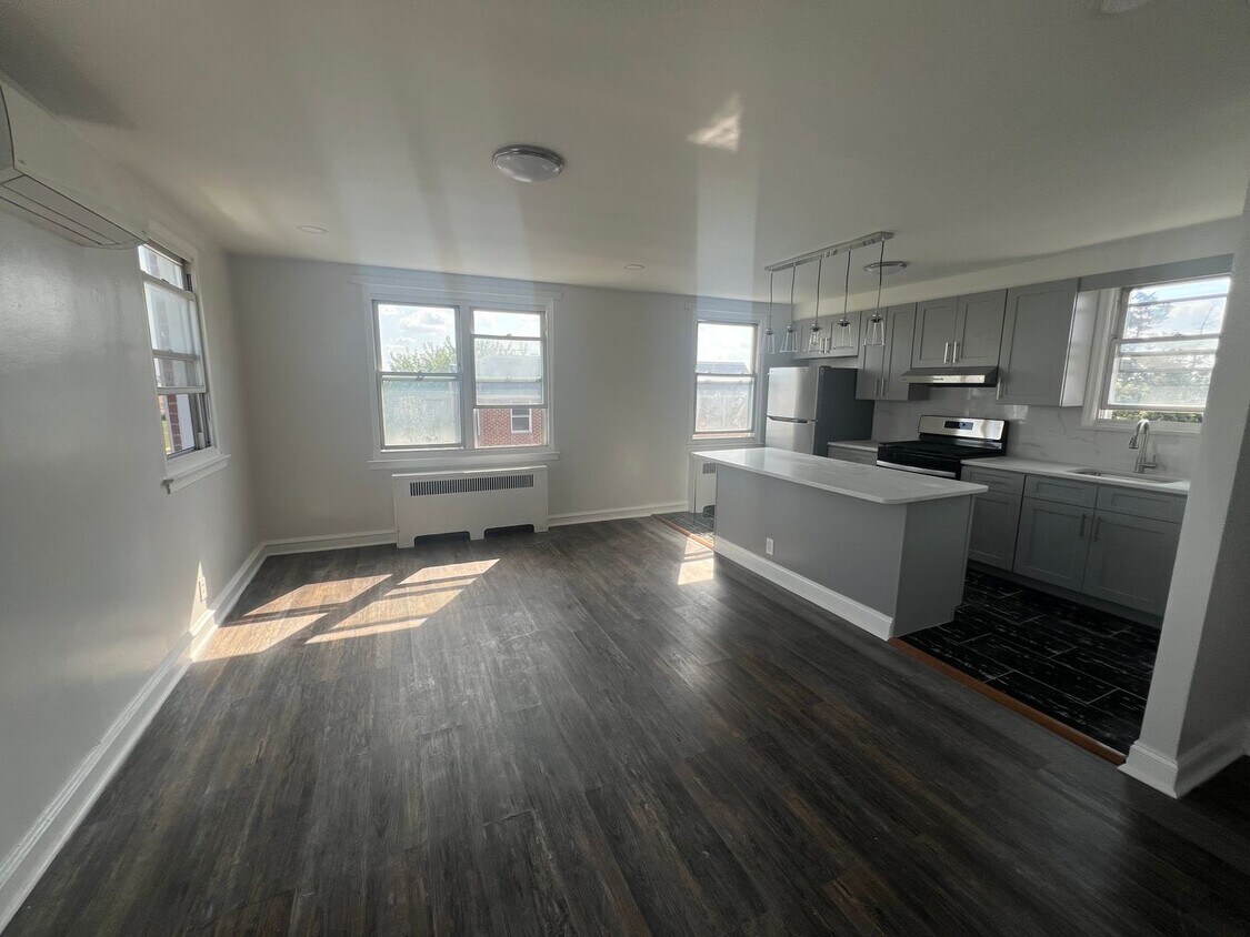Foto del edificio - 7236 Barnard Ave