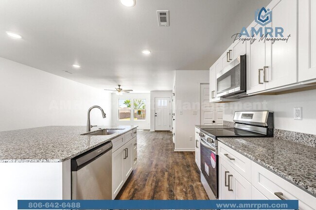 Building Photo - Spacious 3-Bedroom Home – Your Perfect Family Home!