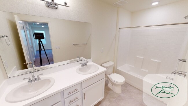 Building Photo - Vacant- Must Apply to schedule viewing