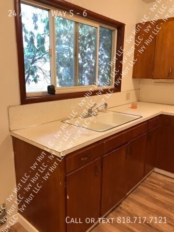 Foto del edificio - 24 Auburn Way S