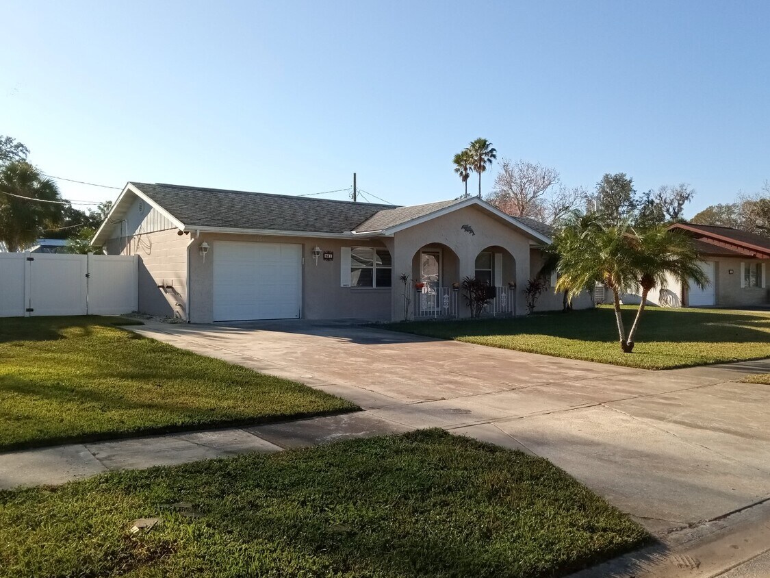 801 Little Pine Dr, South Daytona, FL 32119 House Rental in South