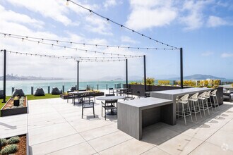 Building Photo - Hawkins