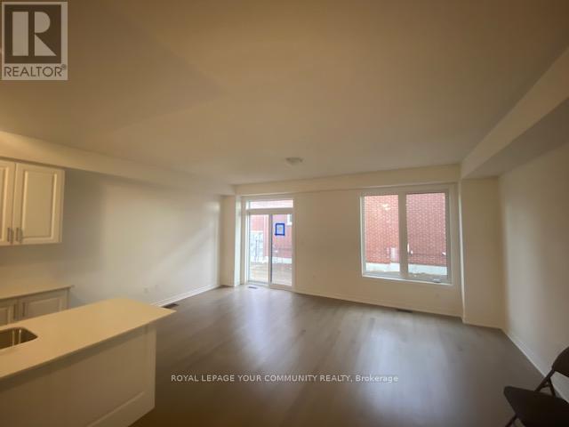 Photo principale - 92 Phoenix Blvd