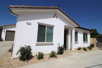 Building Photo - 2379 N Arthur Ave