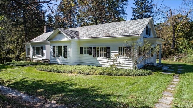 Building Photo - 21 Tinker Town Rd