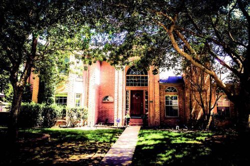 Primary Photo - 656 Autumn Oaks Dr