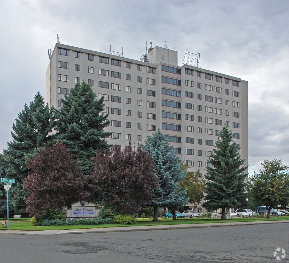 Lilac Plaza Retirement Home Apartments at 7007 N St Spokane, WA
