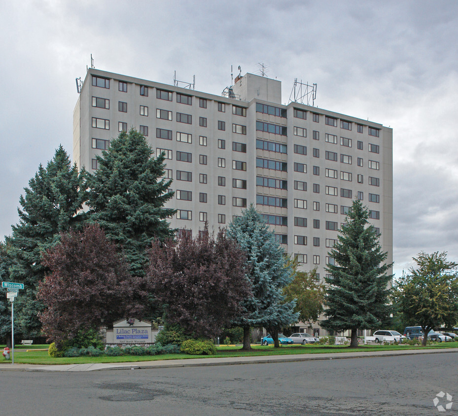 Primary Photo - Lilac Plaza Retirement Home