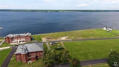 Building Photo - 100 Vollum Rd