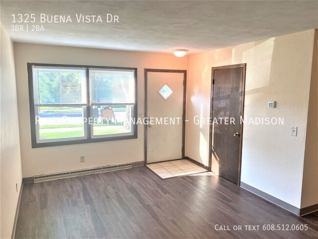 Foto del edificio - 1325 Buena Vista Dr