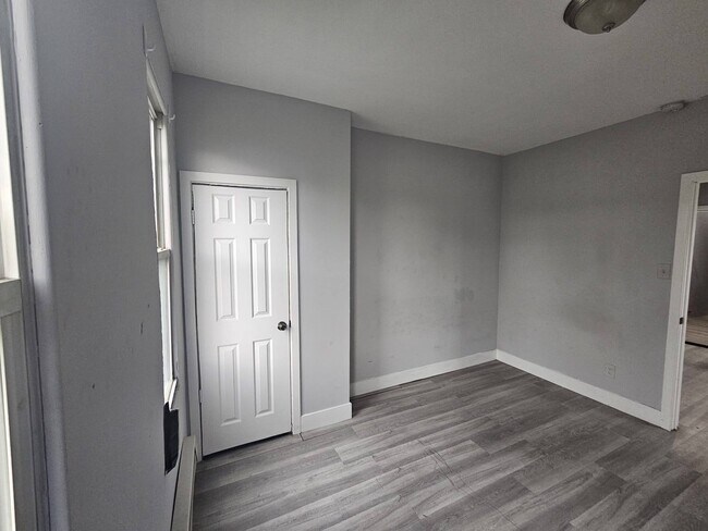 Foto del edificio - 5210 Master St